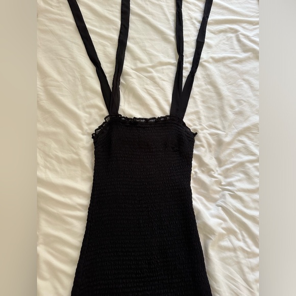 Abercrombie & Fitch - Black Tie Strap Smocked Ruffle Midi Dress - XS - Picture 5 of 6